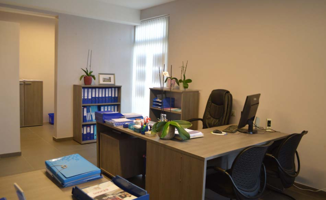 Bureau 4Sapins  012   031118