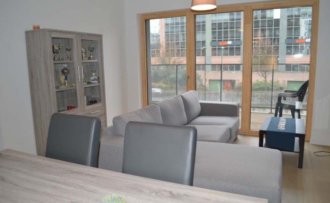 Séjour et terrasse appartement à vendre à WSL Rendement 4% Séjour et terrasse appartement à vendre à WSL Rendement 4%