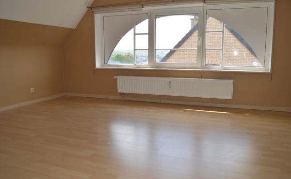Appartement Bouges   06   150517